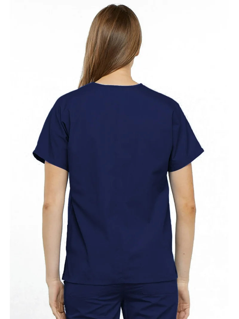 A women wearing fitix navy scrub tops 